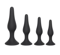 set-loves-butt-plugs