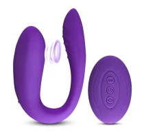 stimulator-clitoris-couple-sucking-mov